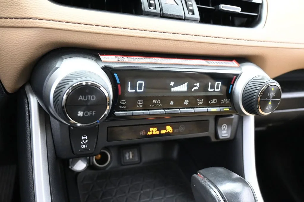 Used 2025 Blueprint Toyota XLE Premium image 20