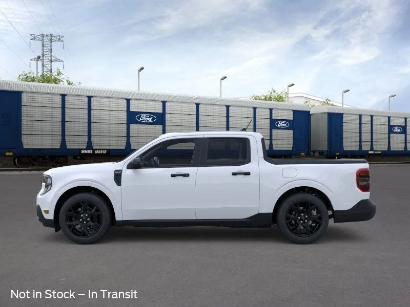 New 2026 Oxford White Ford XLT image 3