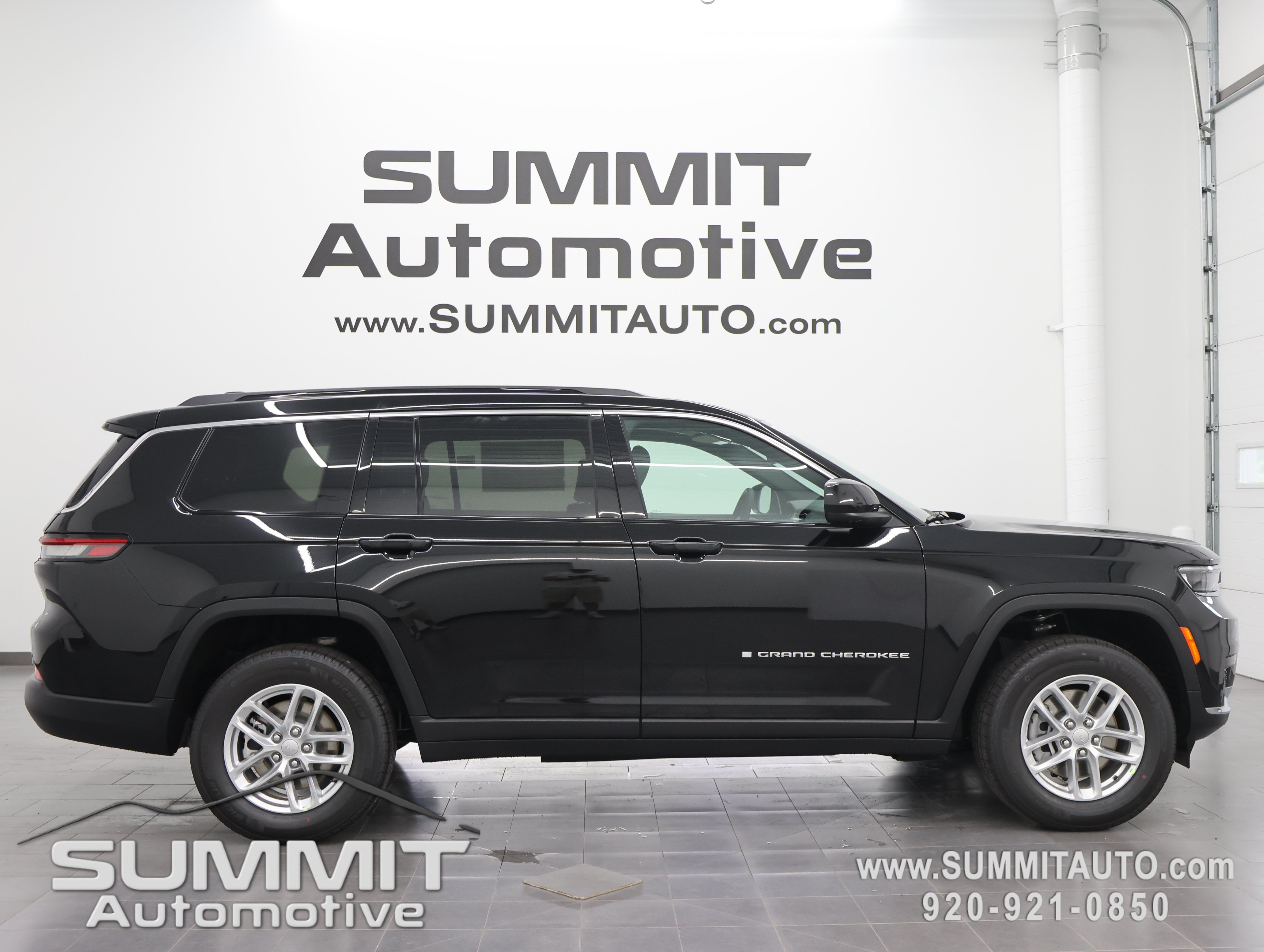 2026 Jeep Grand Cherokee L Laredo