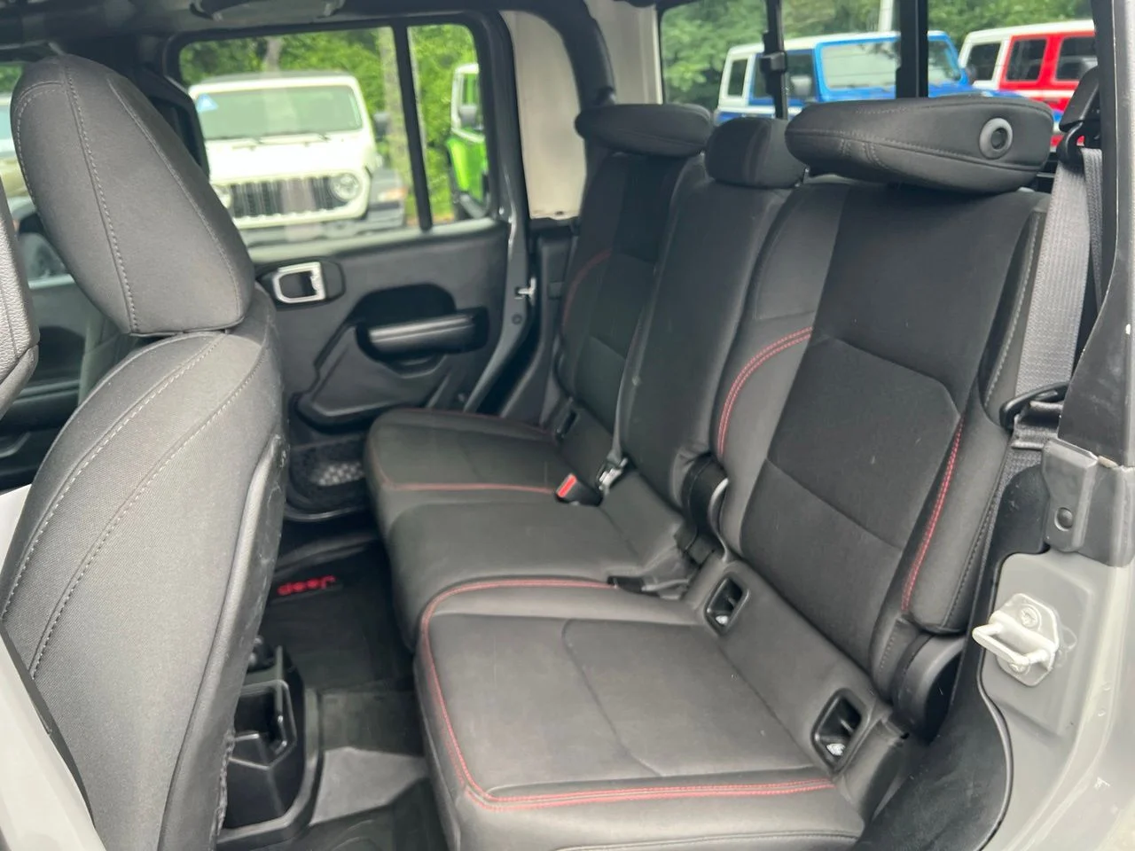 Used 2021 Gray Jeep Rubicon image 23
