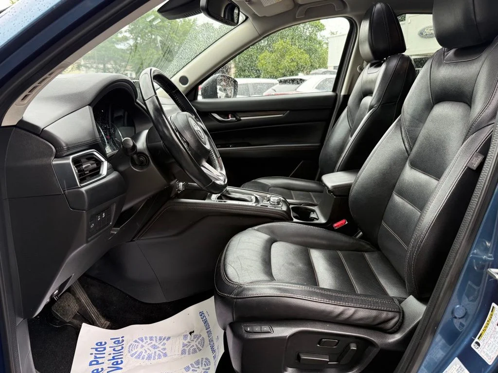 Used 2019 Blue Mazda Grand Touring image 22