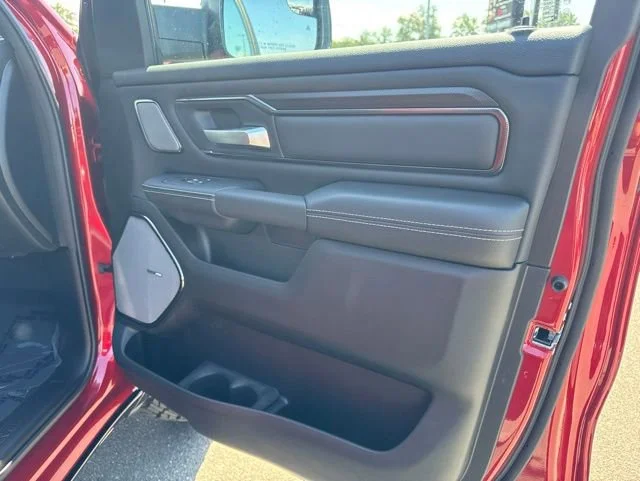 New 2026 Molten Red Pearl-Coat Exterior Paint RAM Rebel image 8