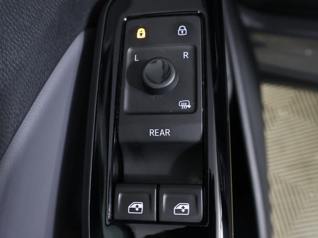 Used 2023 Gray Volkswagen Pro S image 37