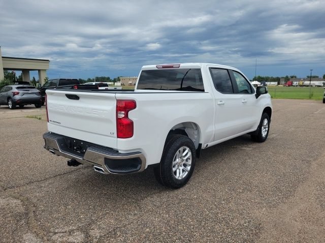 New 2026 Summit White Chevrolet LT image 22