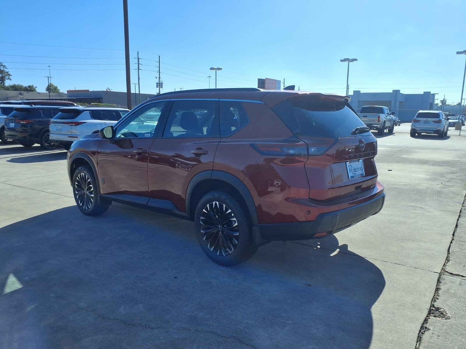 2026 Nissan Rogue photo 2 of 26