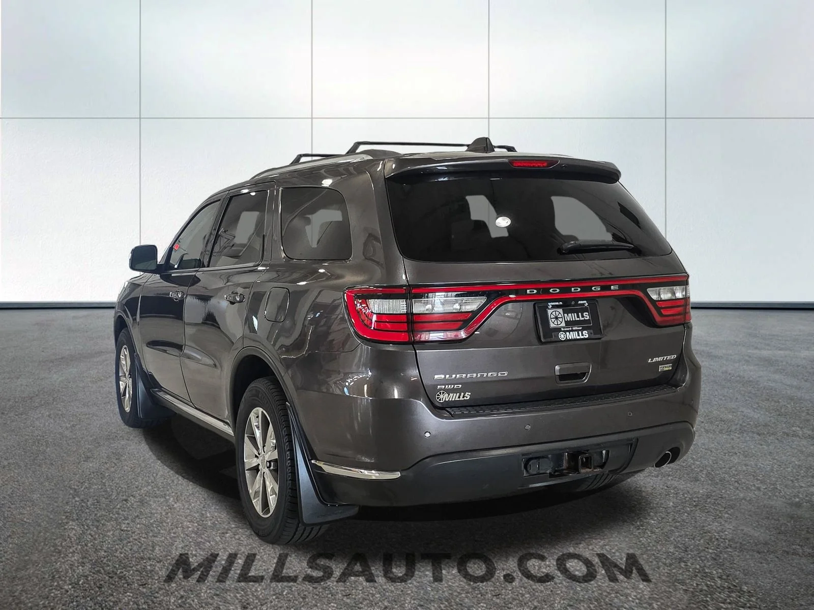 Used 2015 Gray Dodge Limited image 5