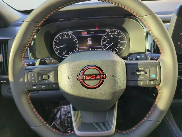 New 2026 Everest White Pearl TriCoat / Super Black Two-tone Nissan Rock Creek® image 25