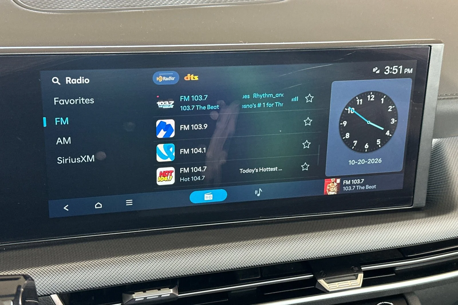 Used 2025 Black Hyundai SEL image 17