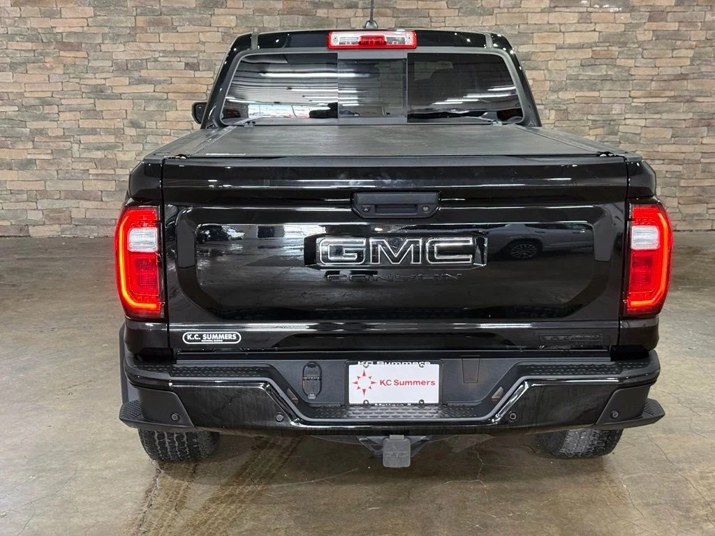 Used 2024 Onyx Black GMC Elevation image 7