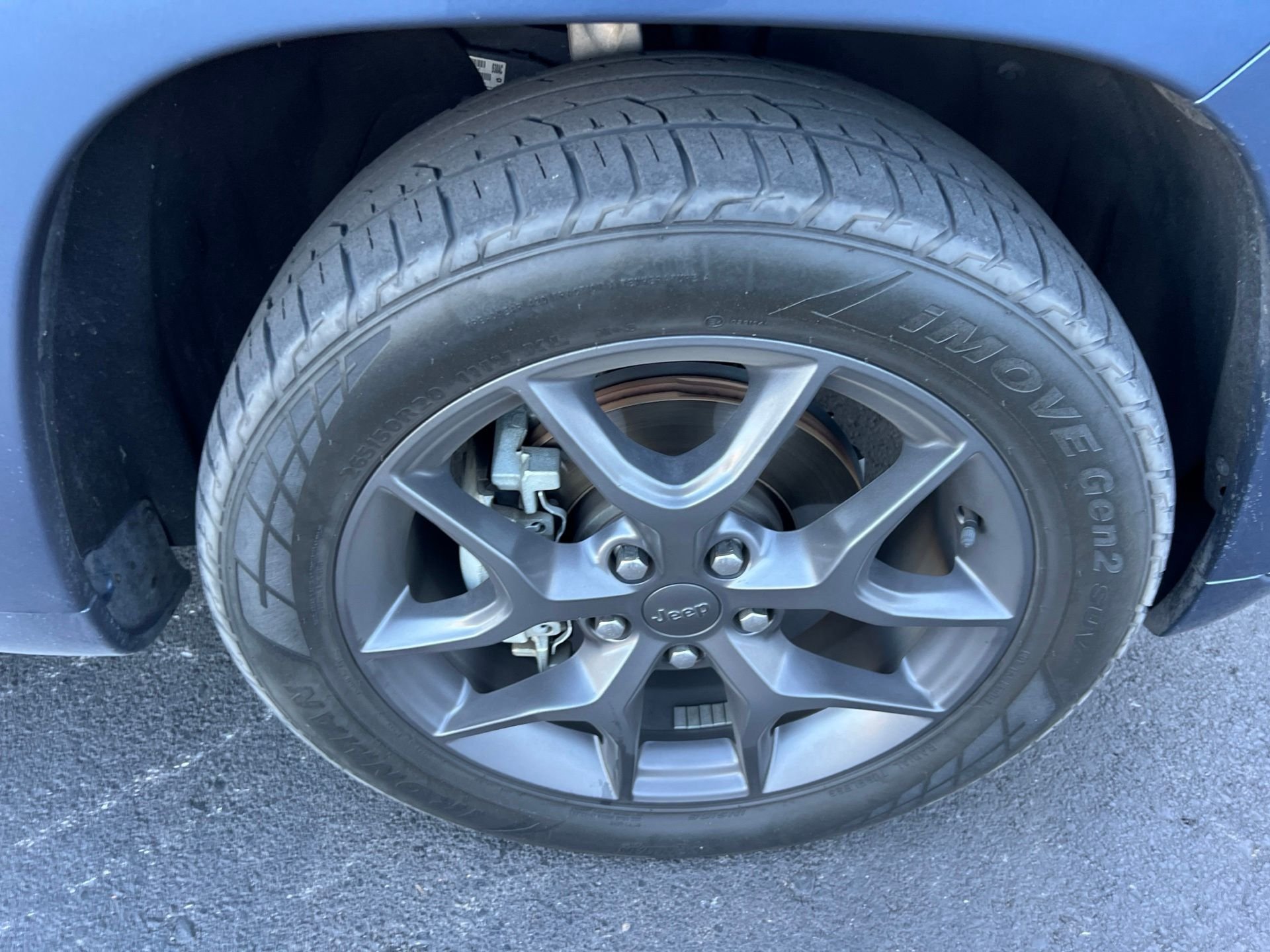 Used 2019 Blue Jeep Limited image 13