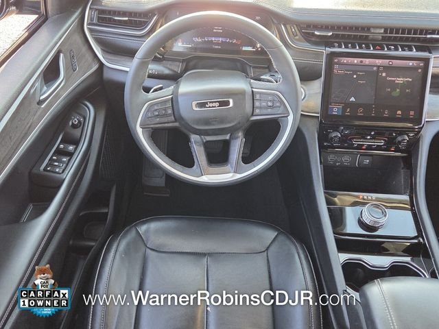Used 2023 Gray Jeep Limited image 7