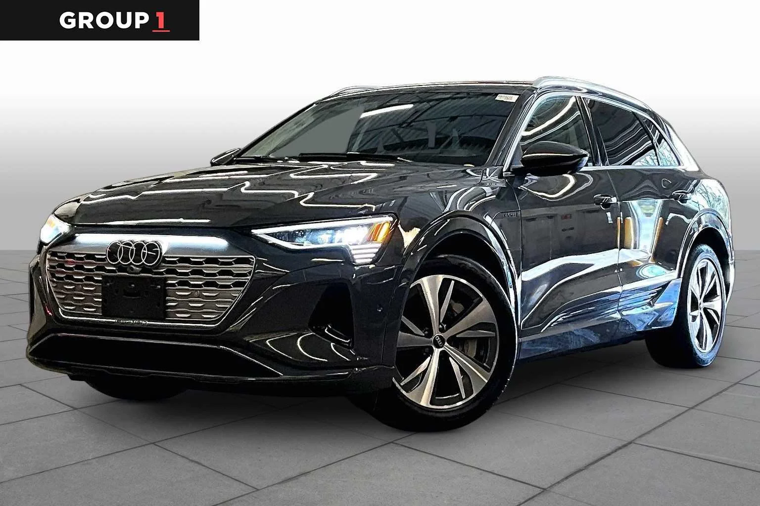 2024 Audi Q8 e-tron 55 114 kWh Prestige quattro's photo