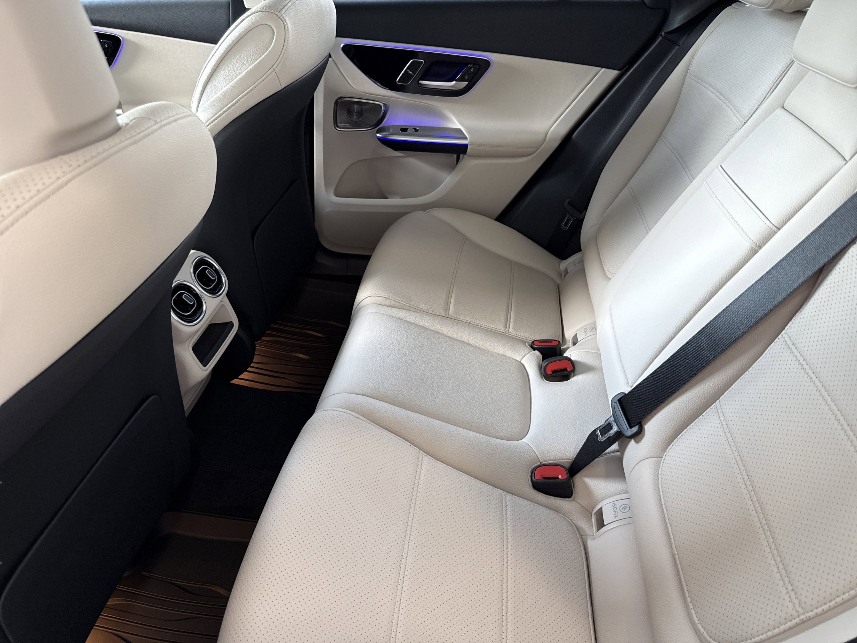 2026 Mercedes-Benz GLC Base - Photo 32