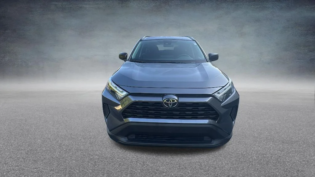 Used 2025 Gray Toyota LE image 4