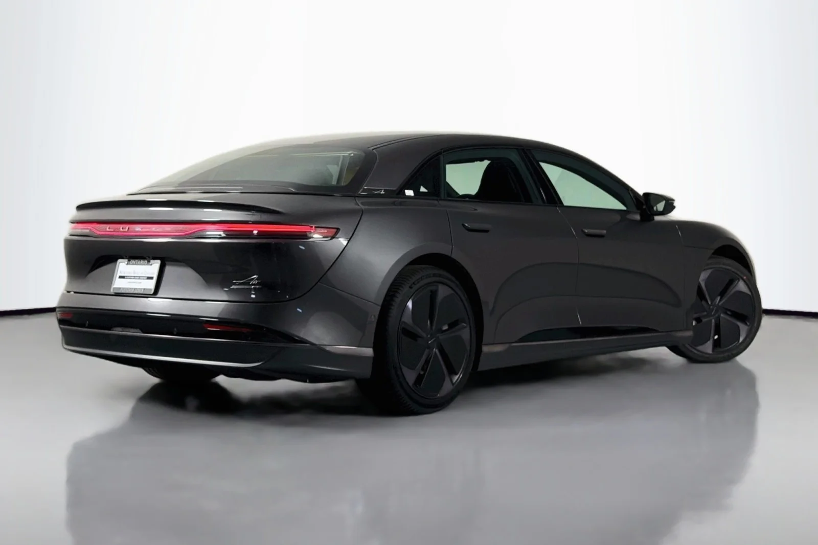 Used 2025 GRAY Lucid Touring image 11