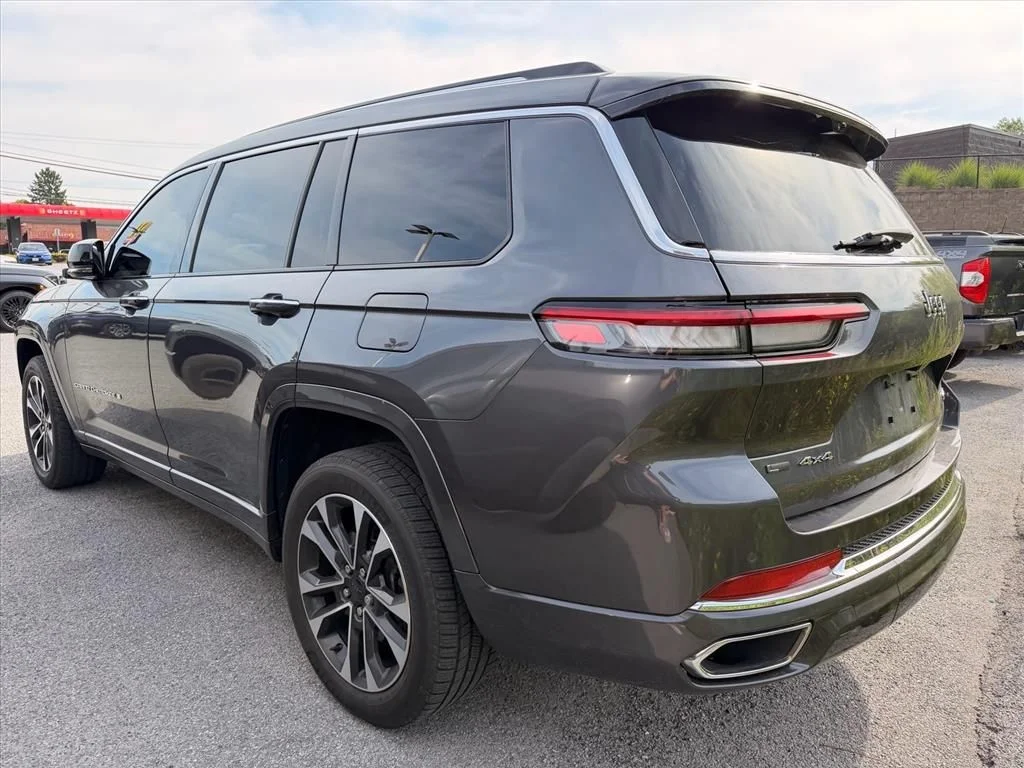 Used 2021 Gray Jeep Overland image 14