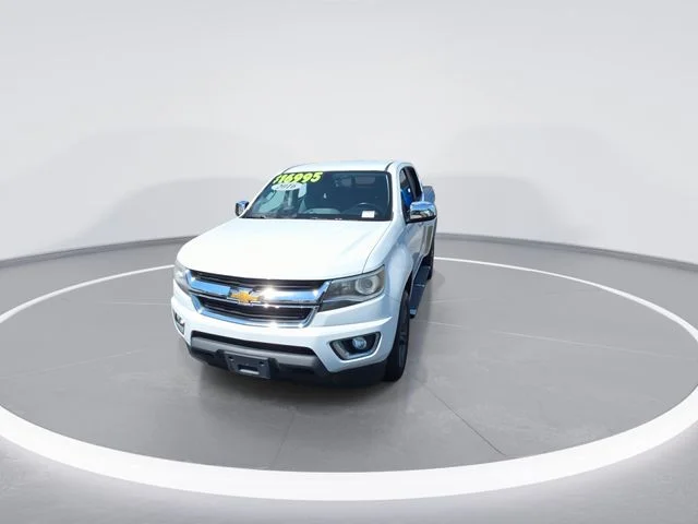 Used 2016 White Chevrolet LT image 3
