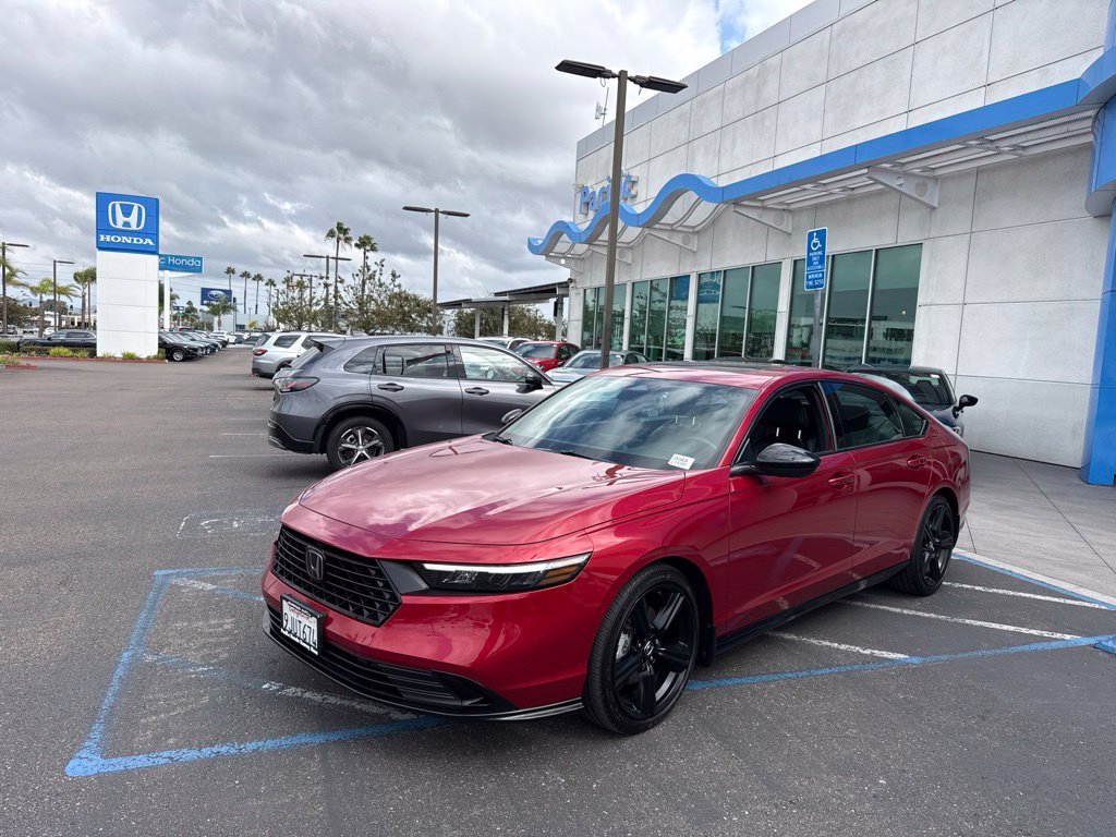 Certified Used 2024  Honda Sport-L image 2