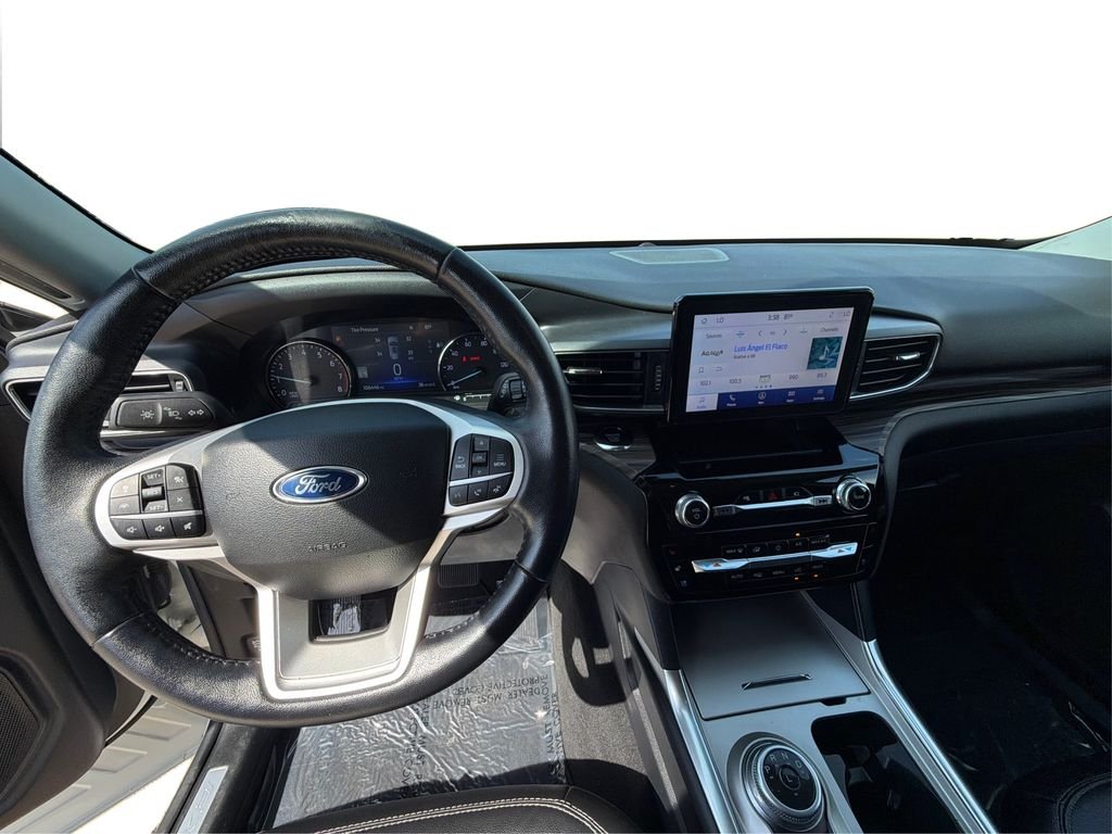 Used 2022 White Ford Limited image 23