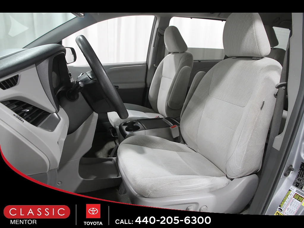 Used 2017 Silver Sky Metallic Toyota LE 8-Passenger image 5