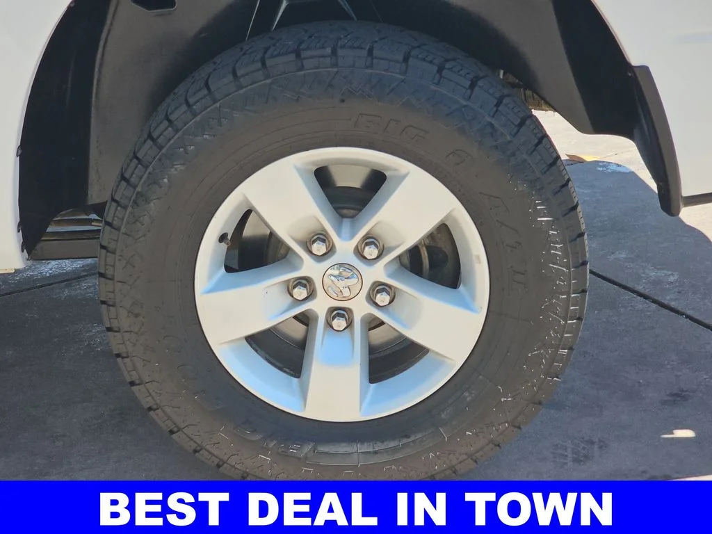 Used 2022 White Ram SLT image 35