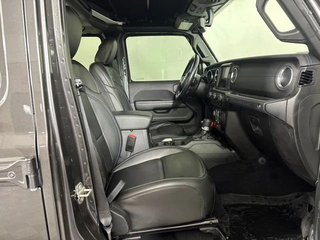 Used 2022 Granite Crystal Metallic Clearcoat Jeep Unlimited Rubicon 4xe image 4