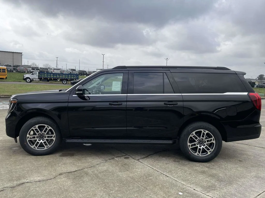New 2026 Agate Black Metallic Ford Active image 6