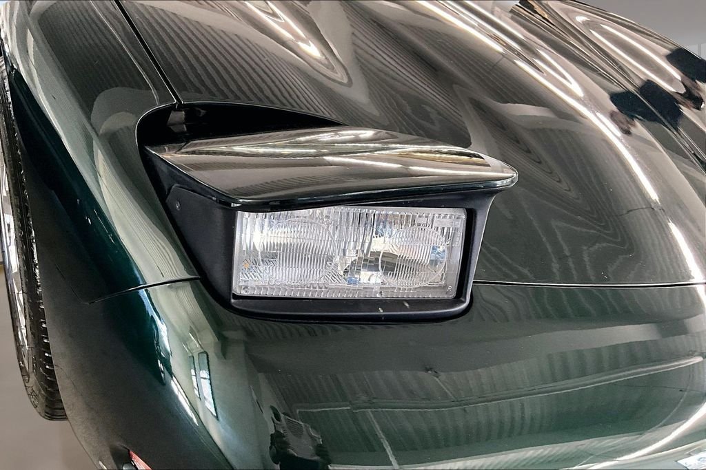 Used 2000 Dark Bowling Green Metallic Chevrolet Base image 27