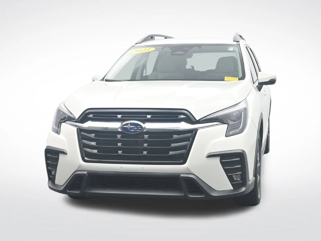 Used 2023 Crystal White Pearl Subaru Limited image 2