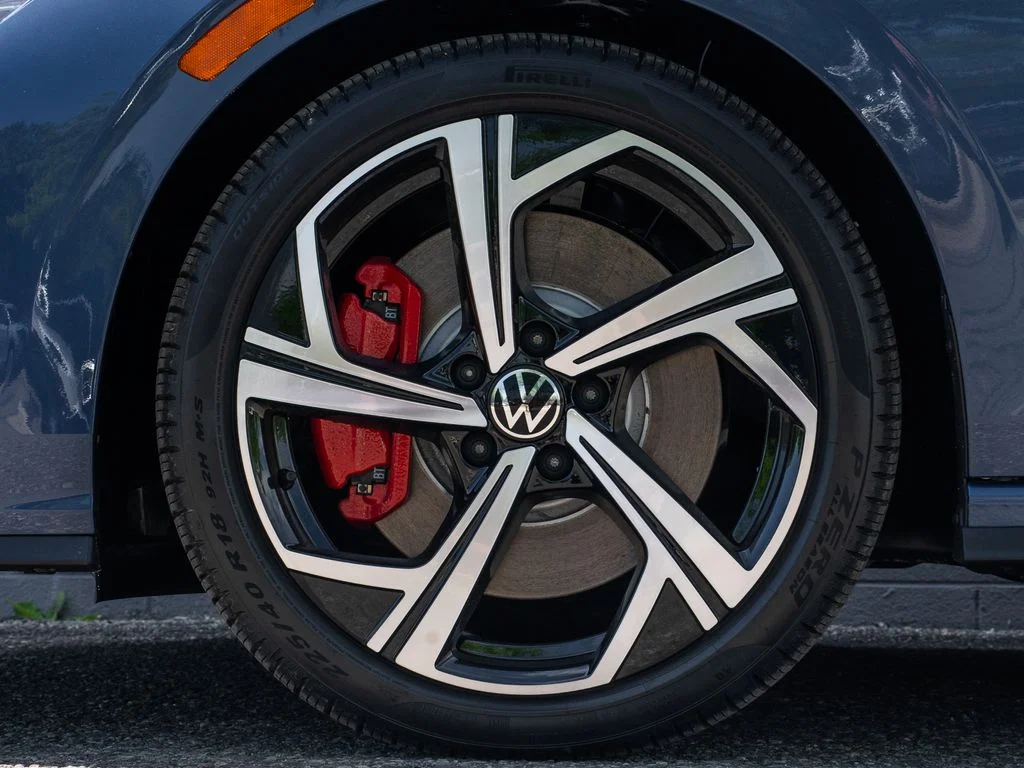 New 2026 Gray Volkswagen 2.0T SE image 7