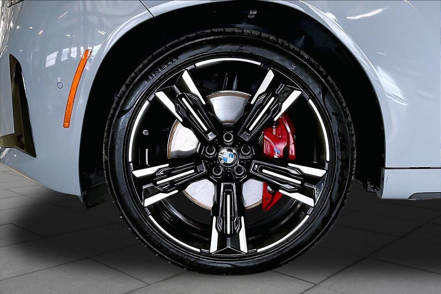 Used 2025 Brooklyn Grey Metallic BMW M50 xDrive image 10