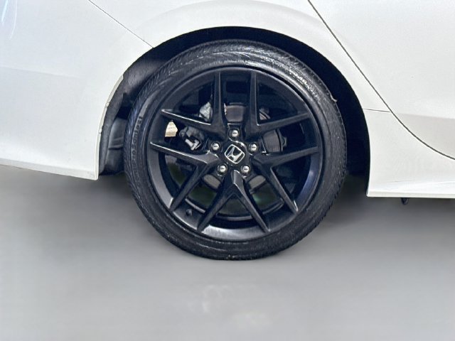 Used 2024 Platinum White Pearl Honda Sport image 29