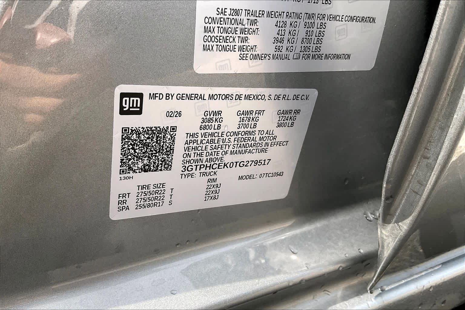 Used 2026 Sterling Metallic GMC Elevation image 32