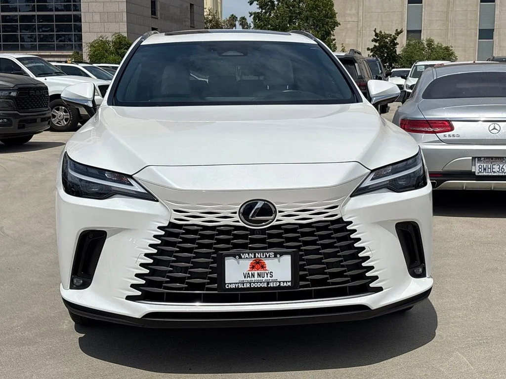 Used 2024 White Pearl Lexus 350 Premium image 6