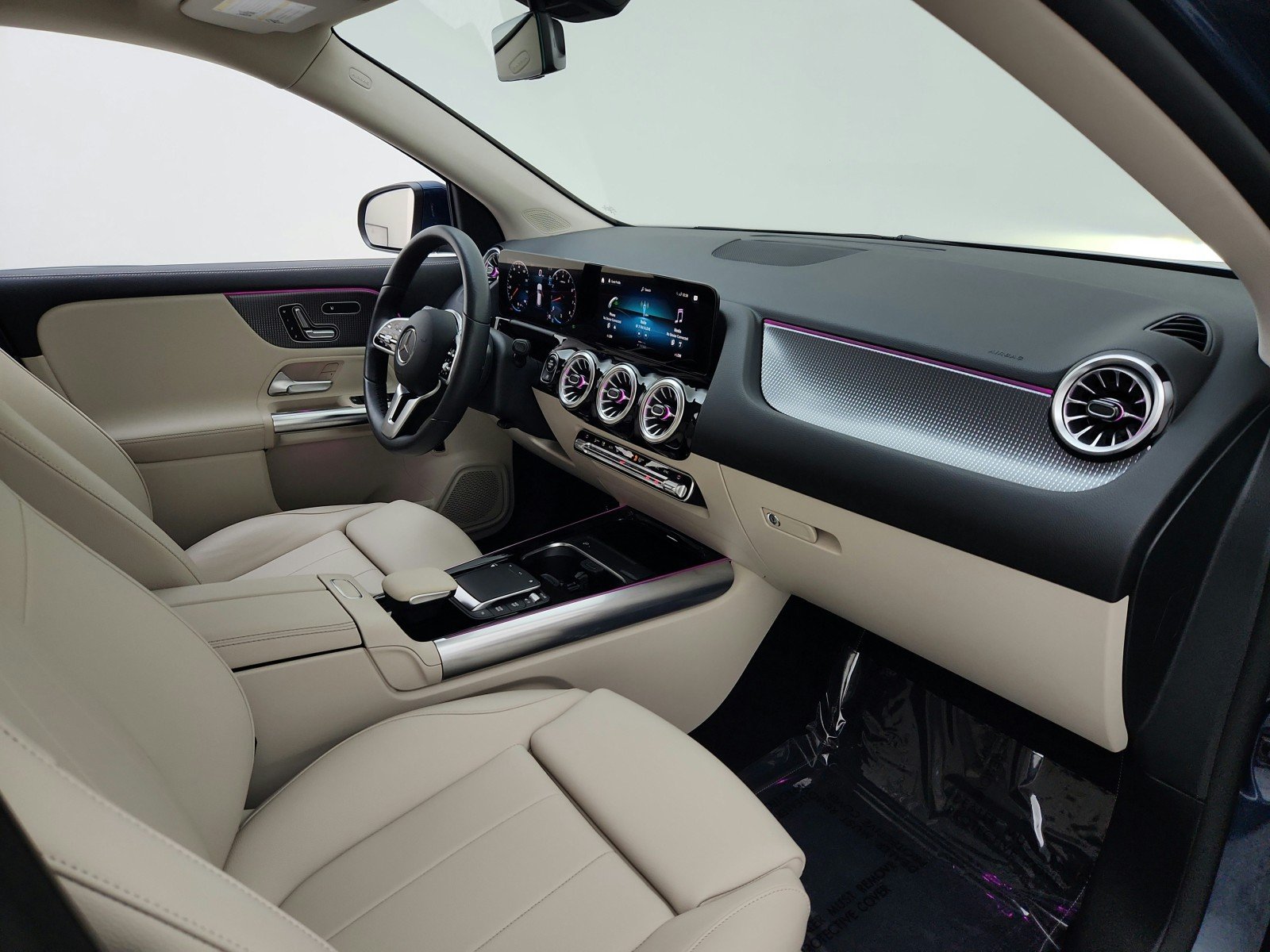 Used 2023 Denim Blue Metallic Mercedes-Benz GLA 250 image 24