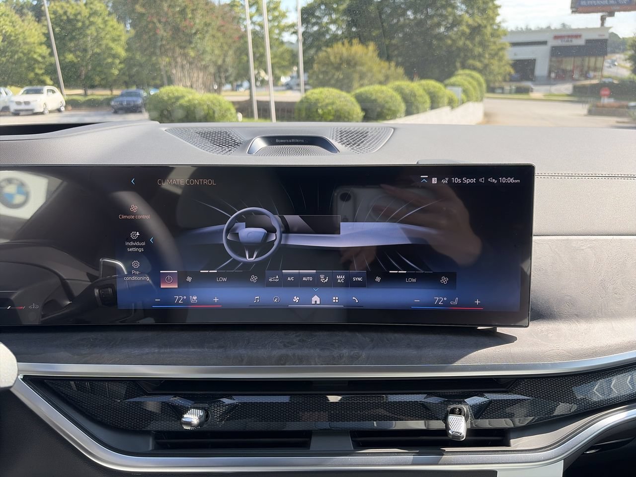 New 2027 Alpine White BMW xDrive40i image 27