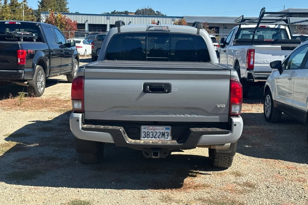 Used 2019  Toyota TRD Off-Road image 6
