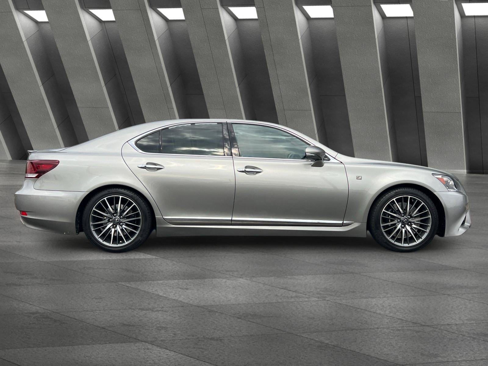 Used 2017 Gray Lexus LS 460 image 3