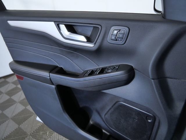 Certified Used 2022  Ford SEL image 25