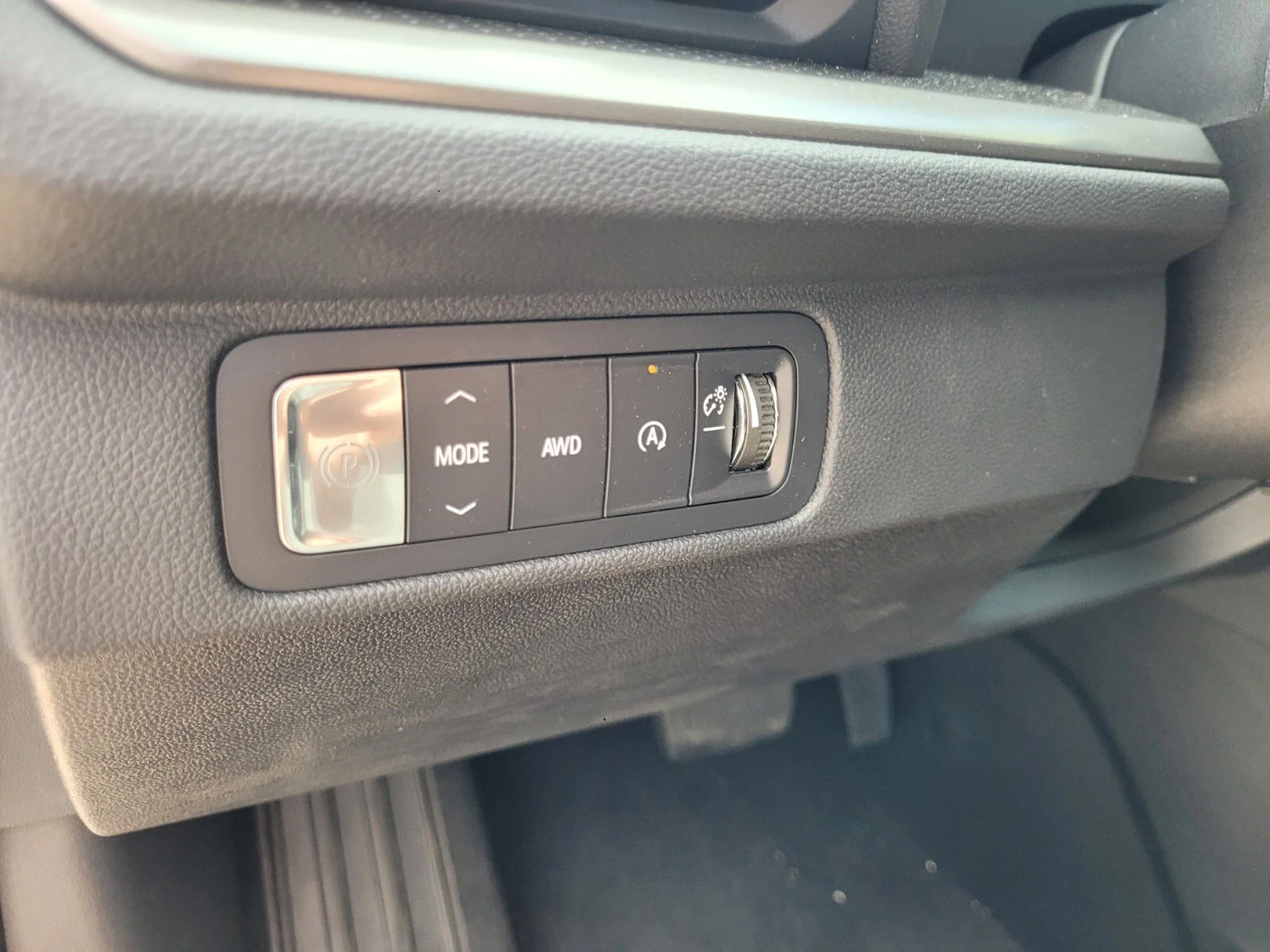 2025 Chevrolet Traverse LT - Photo 25