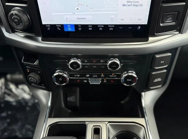 New 2026 Avalanche Ford XLT image 24