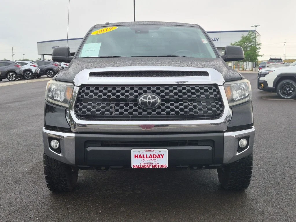 Used 2019 Midnight Black Metallic Toyota SR5 image 2