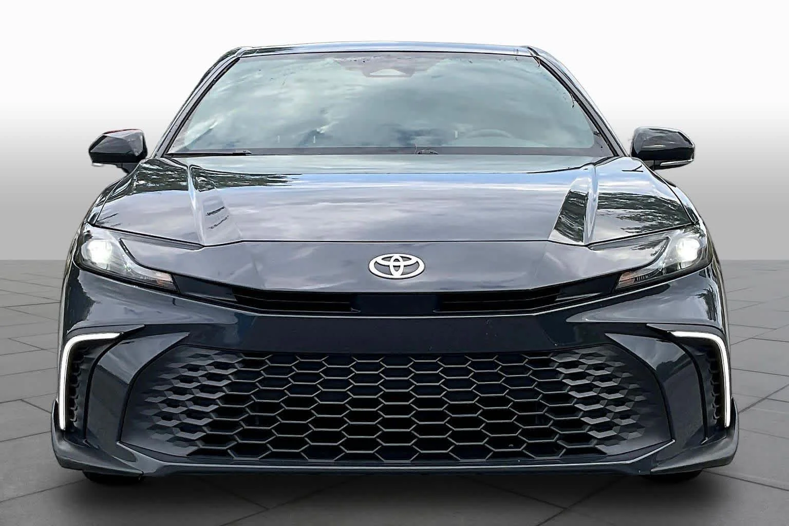 Used 2025 Underground Toyota SE image 4