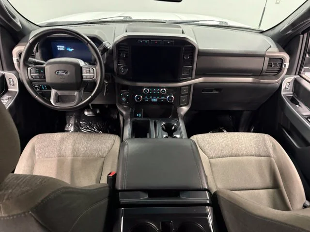 Used 2024 White Ford XLT image 27