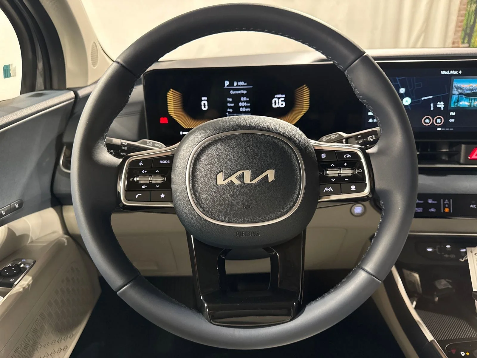 New 2026 Ivory Kia EX image 19