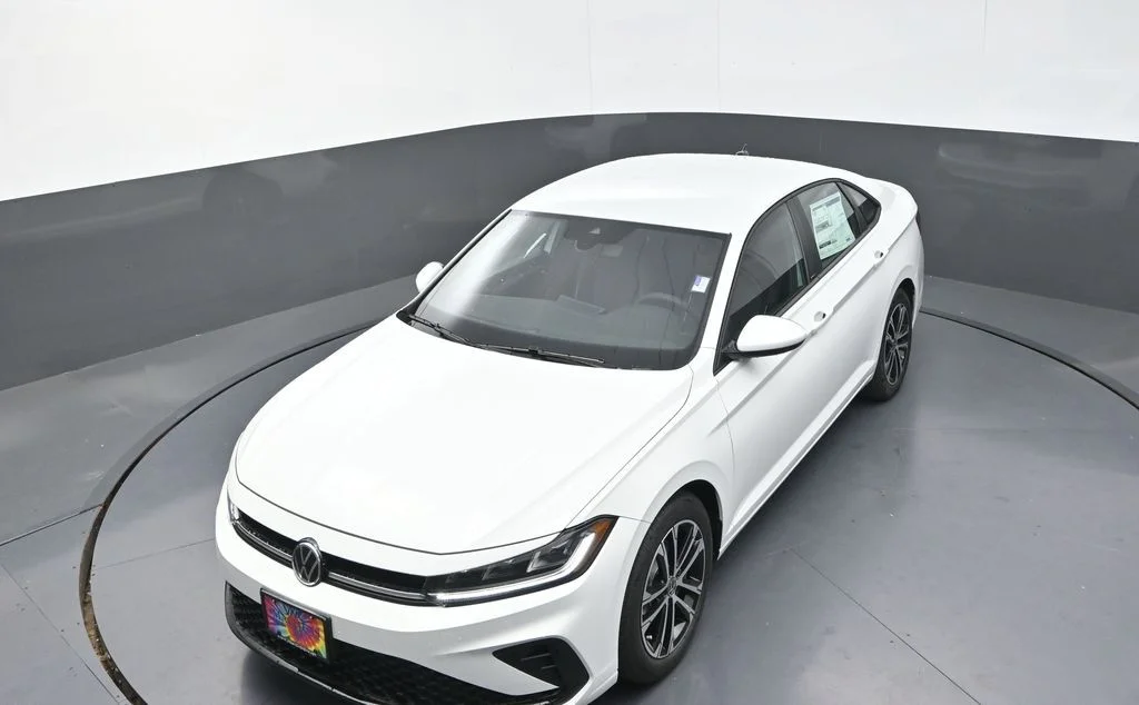 Used 2026 White Volkswagen 1.5T Sport image 16