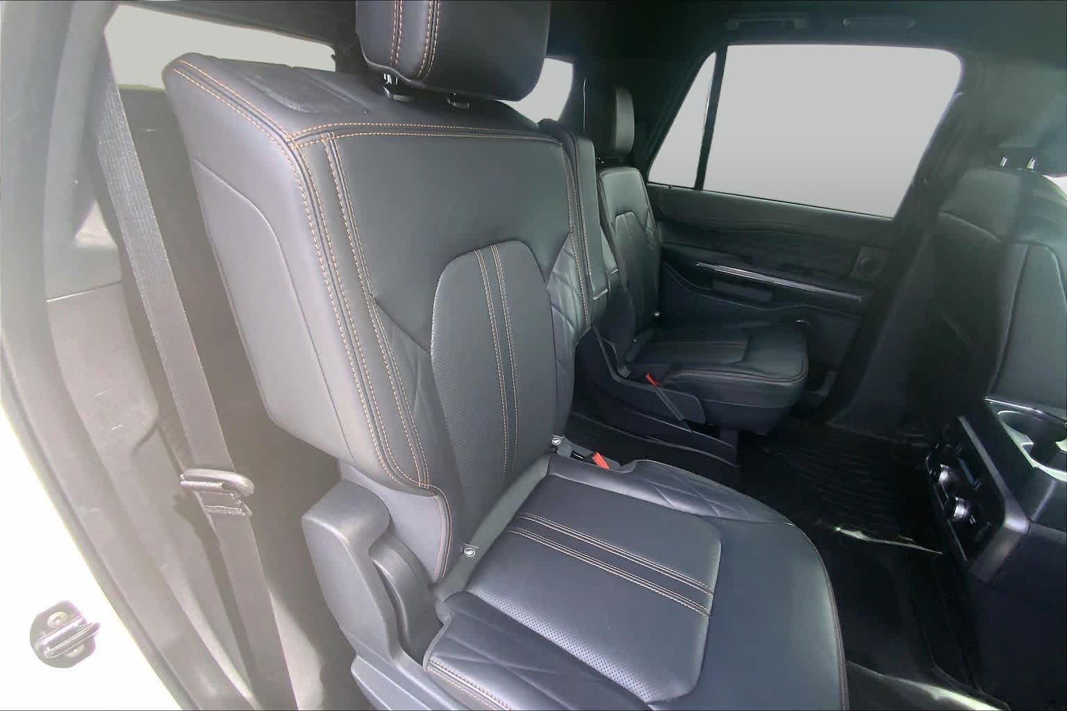 Used 2024 Star White Ford Platinum image 20