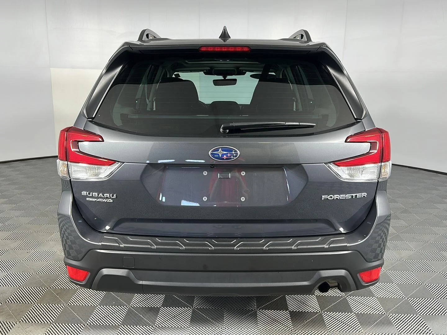 Used 2024 Magnetite Gray Metallic Subaru Premium image 24