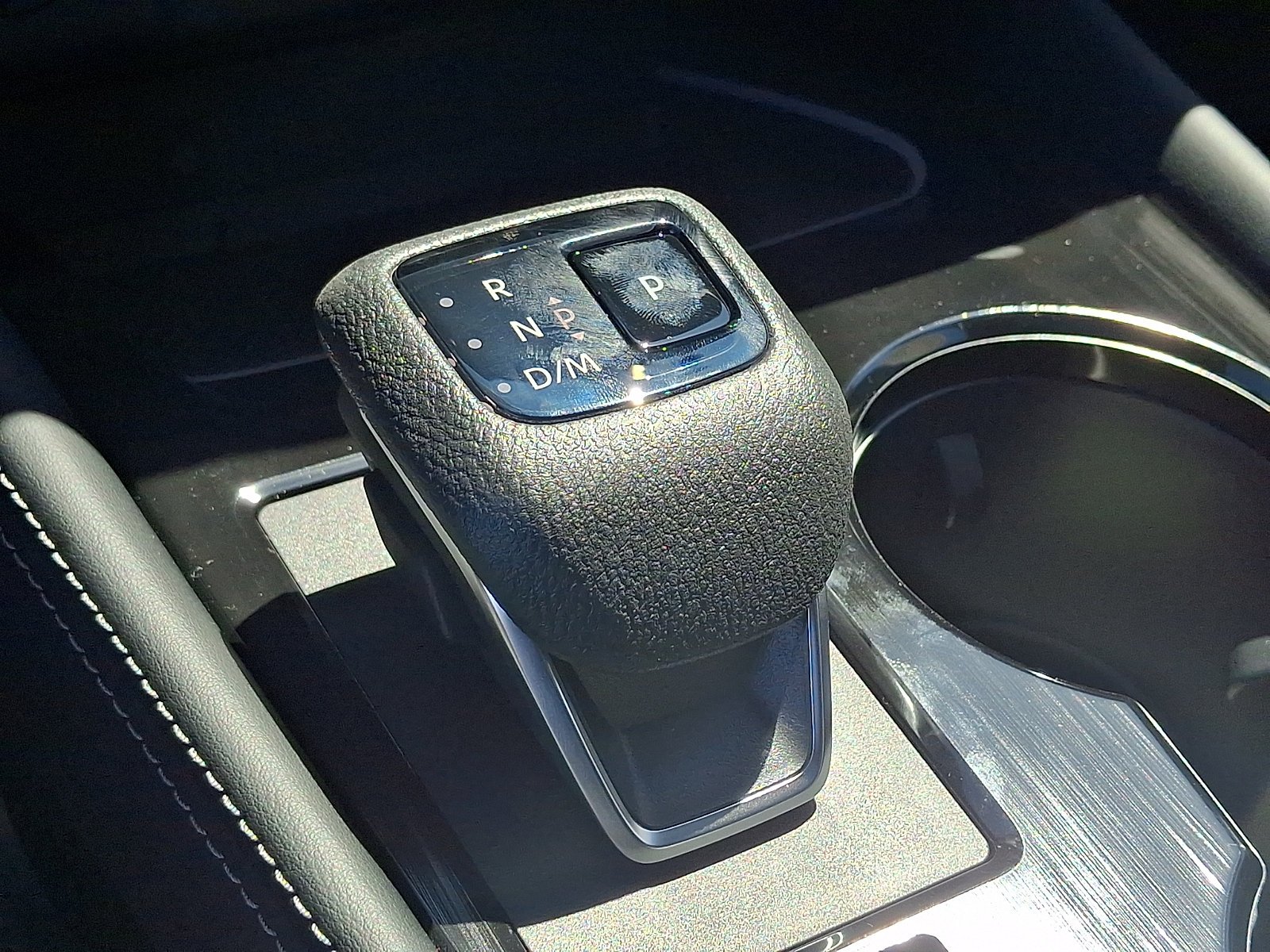 New 2026 Deep Ocean Blue Pearl Nissan Platinum image 7