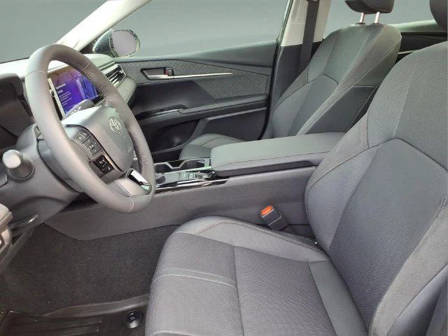 Certified Used 2026 PRECIOUS METAL Toyota  image 35